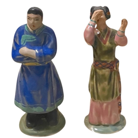 Pair Of Two Vintage Hand‎ Painted Oriental Pottery Figurines - Picture 1 of 9